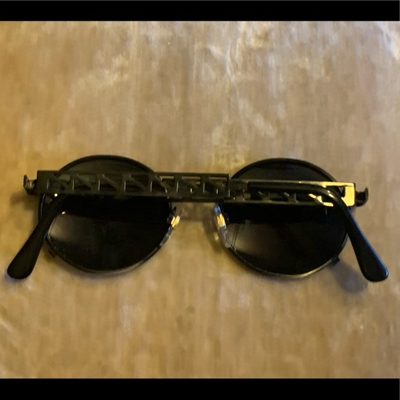 NEW! Women’s Designer Dark Round Lens Sunglasses UV Protection - Picture 9 of 11